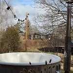 بيت للعطل Idyll At Dejret Klit Hot Tub Knebel